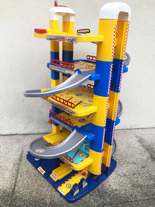 Brinquedo Grande Garagem Parque Estacionamento Carros tipo Hot Wheels