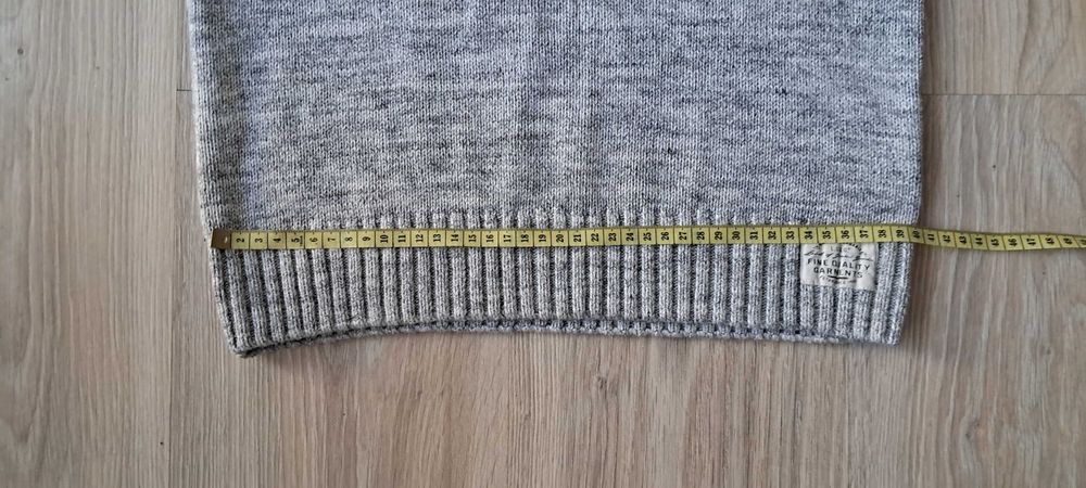 Ciepły sweter chłopięcy 148 152