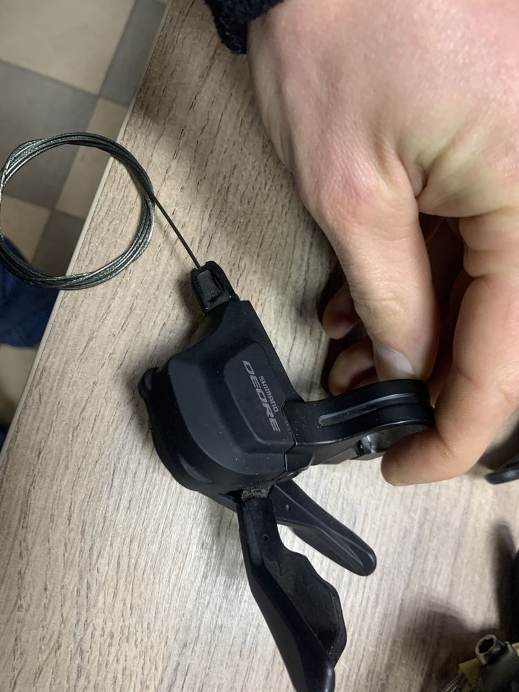 Манетки велосипедные, новые и бу, фара, динамка shimano: 250 грн ...