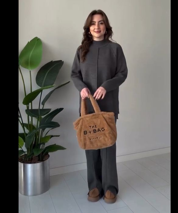 Костюм у стилі оверсазй ангора