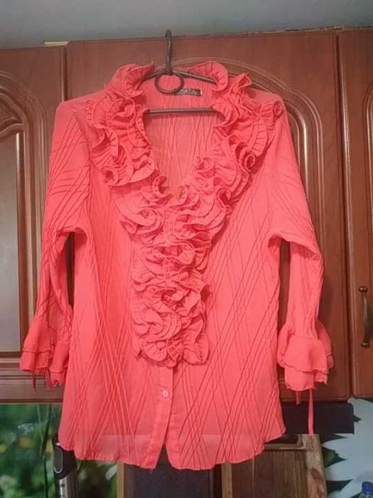 Блузи літні жабо.