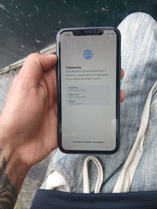 Iphone 11 bloqueado somente para peças