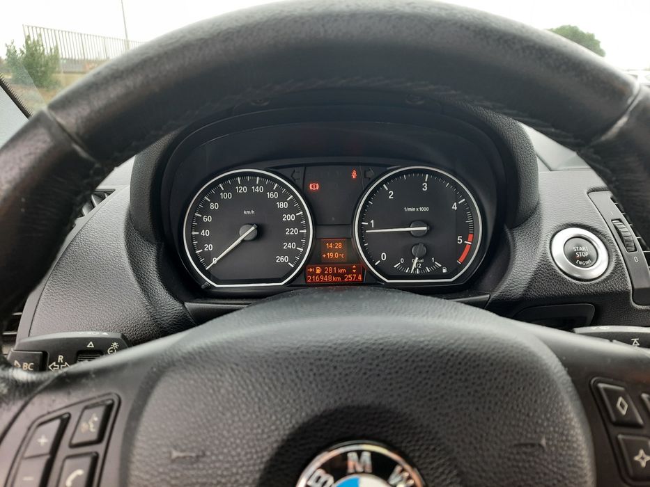 BMW série 1 120 D - motor potente e fiável com muitos extras