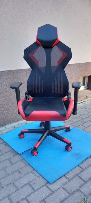 Fotel gamingowy needforspeed do biurka gabinetu do gier