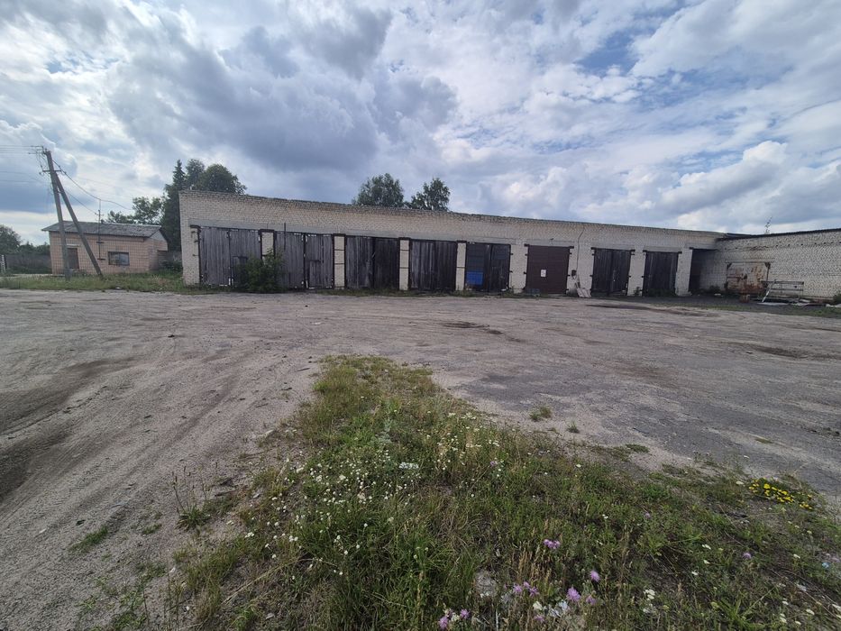 Гаражі із земельною ділянкою продаж або оренда