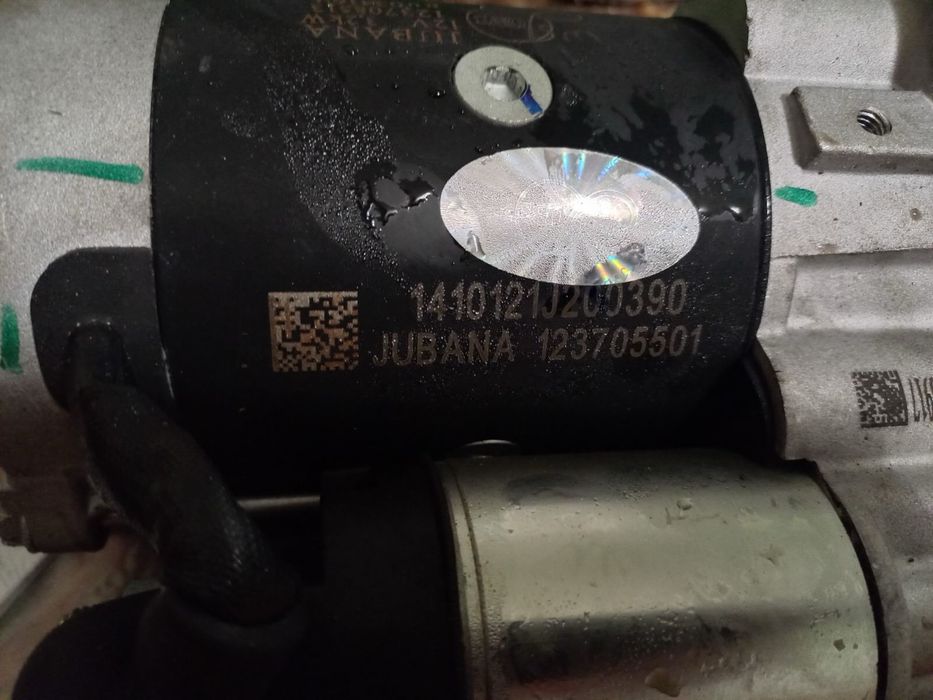 продаю стартер джон дір