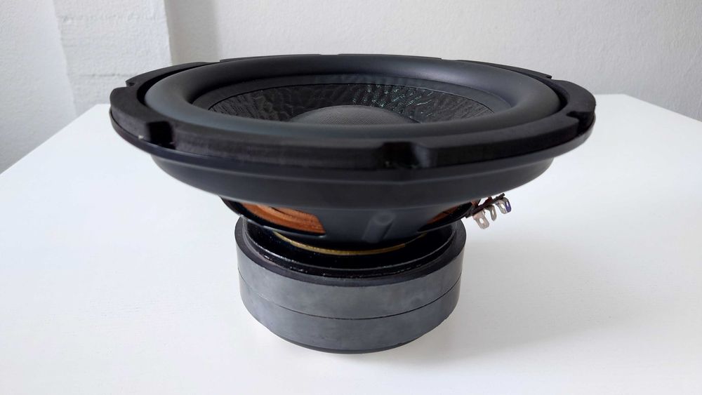 Woofer de Subwoofer (REL Q150)