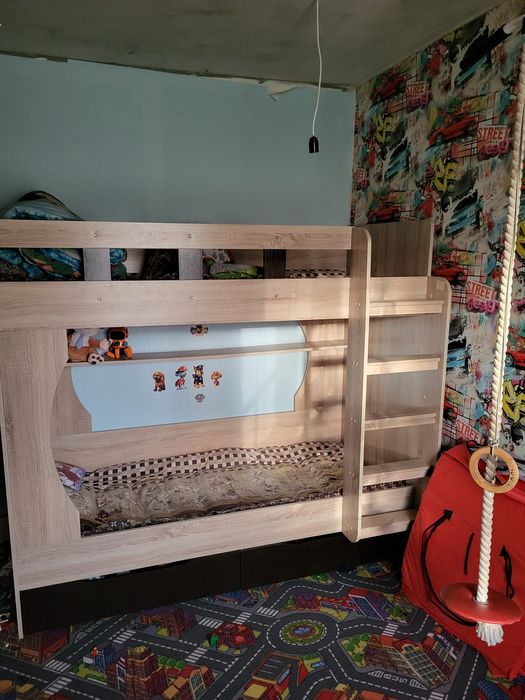 Продам дом с большим земельным участком. Y.A.