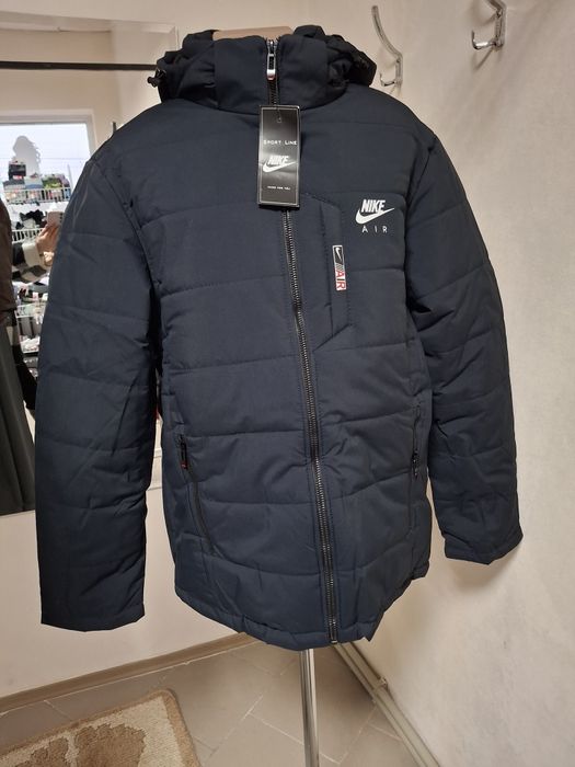 Чоловіча зимова куртка