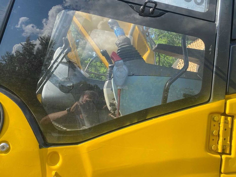 Продам екскаватор KAMATSU PC-210