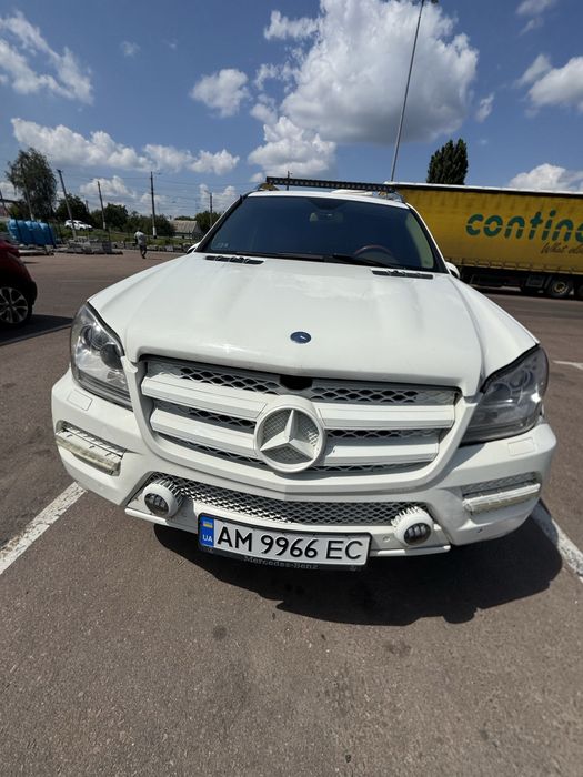 Продаж/ обмін Aвтомобіль Mersedes GL 450  2010  можливо обмін на земельну ділянку в Житомирі
