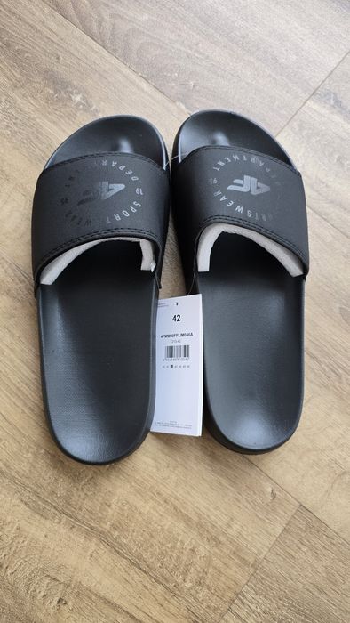 4F Klapki Unisex Wsuwane Lekkie Roz. 42| Lato • basen • plaża • Wakacje
