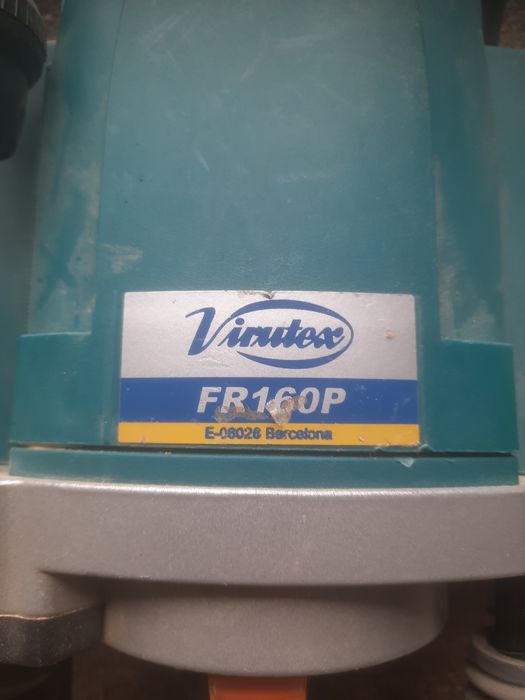 Ручний фрейзер Virutex FR 160P
