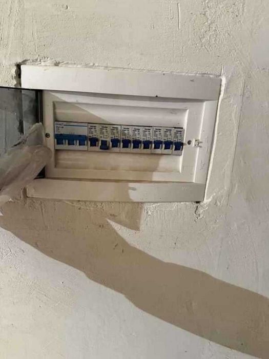 Ваш Сосновий Рай: Котедж Мрії в Гореничах