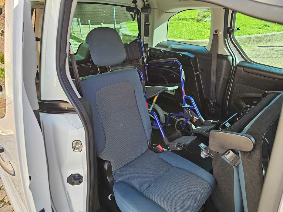 Berlingo 1.6 HDI Com Rampa Para Cadeira Rodas / Mobilidade Reduzida