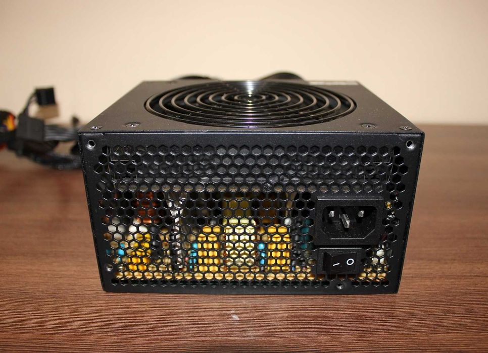 Блок питания KRPW-N500W 80 PLUS Bronze 500W (Питaние 100 вольт)