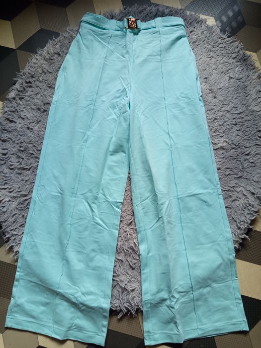 Nowe spodnie szwedy rozm uni polecam do xl. Mięta