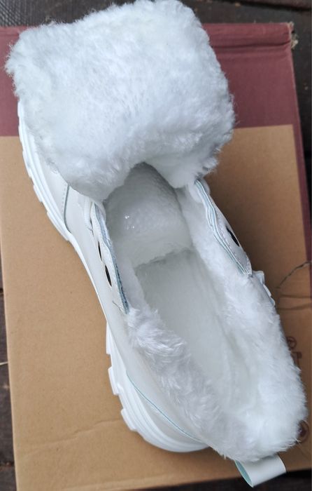 Nowe zimowe buty.