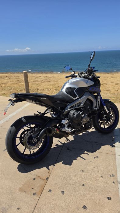 Yamaha MT09 Race blu - 2015