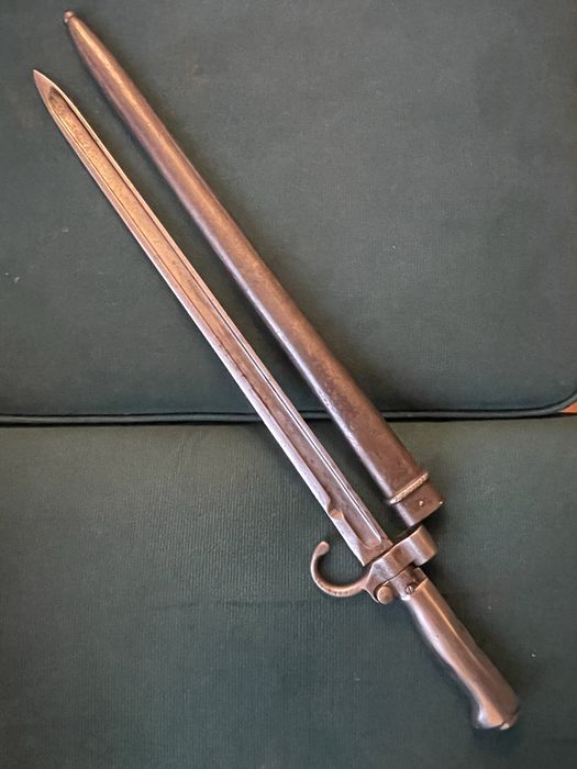 Bagnet francuski Lebel