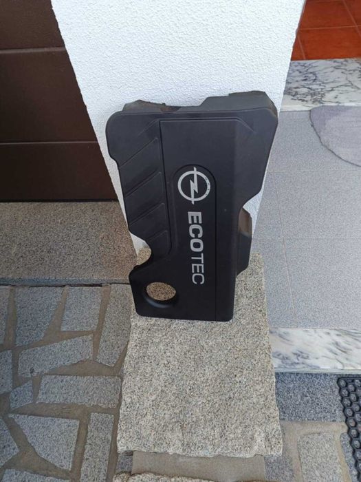 Tampa de motor Opel Astra