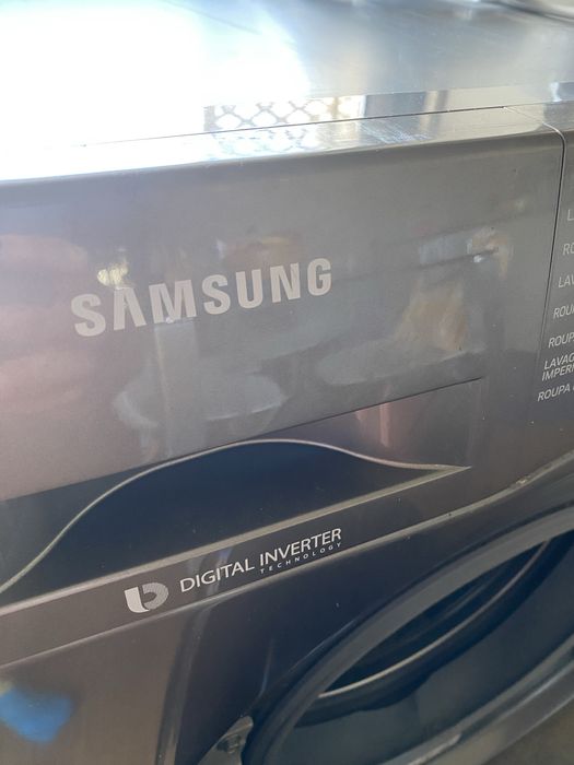 Maquina de lavar roupa