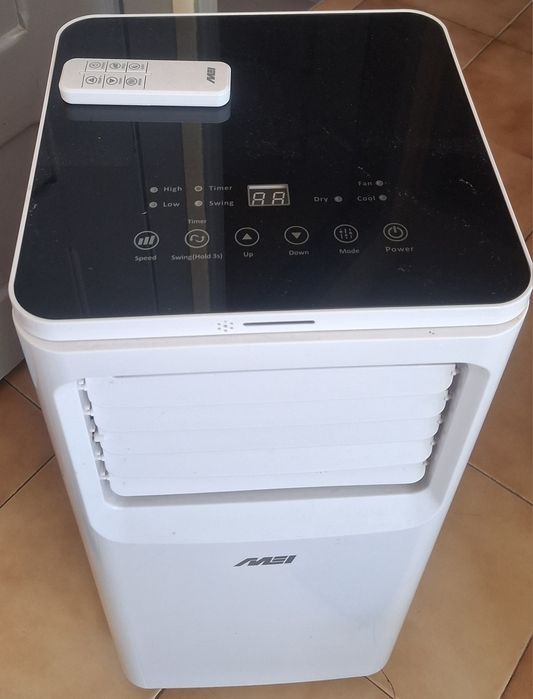 Ar condicionado portátil  semi novo
