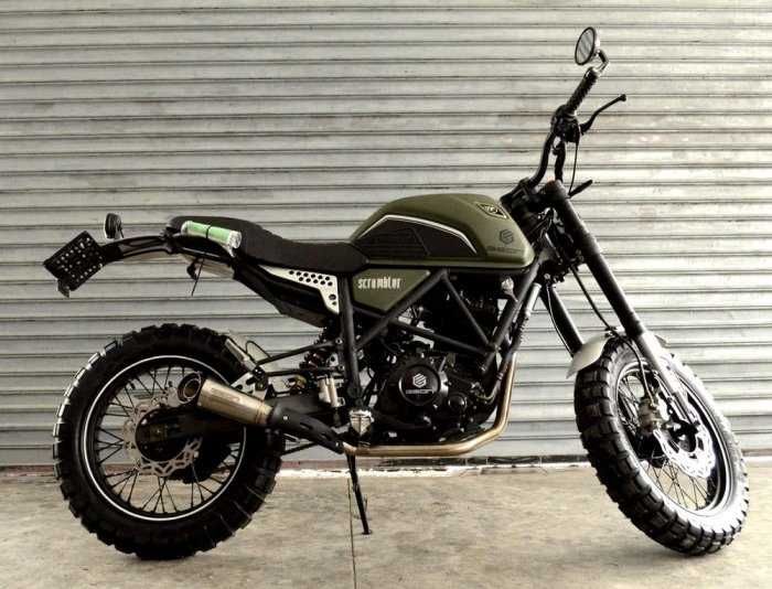 Мотоцикл GEON SCRAMBLER 250сс