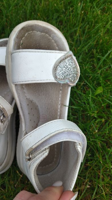 Босоніжки для дівчинки сандали