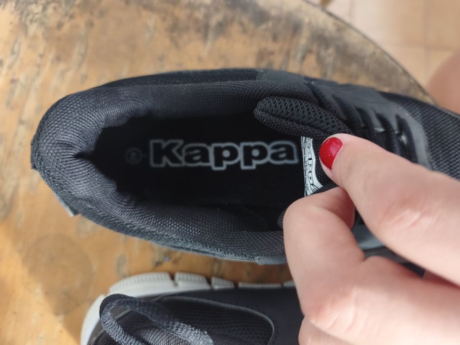 Vendo ténis da Kappa, como novos