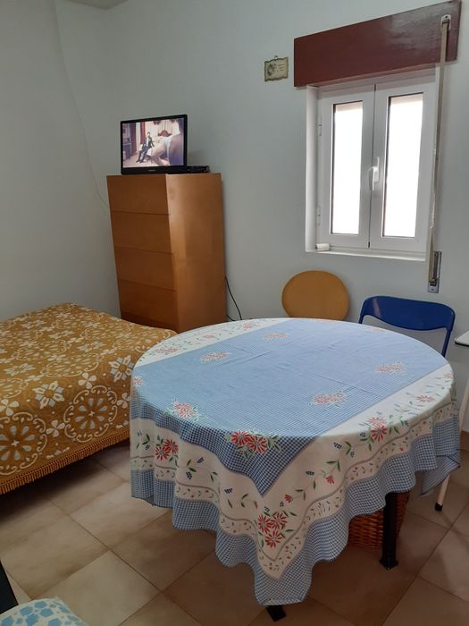 Fabulosa propriedade composta por casa, terrenos e nascente de agua