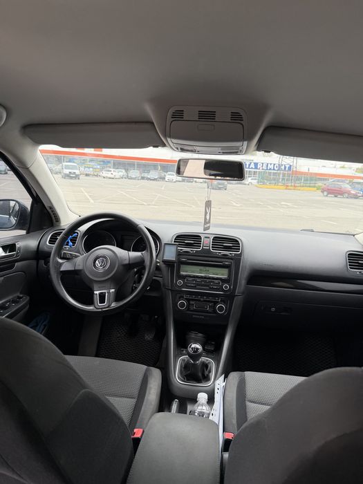 Golf6  1.6тді. 2010