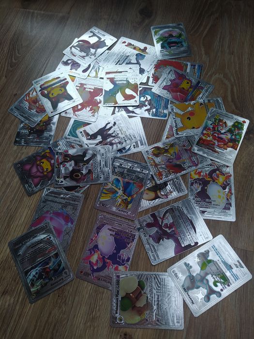 Pokemon srebrne karty paczka
