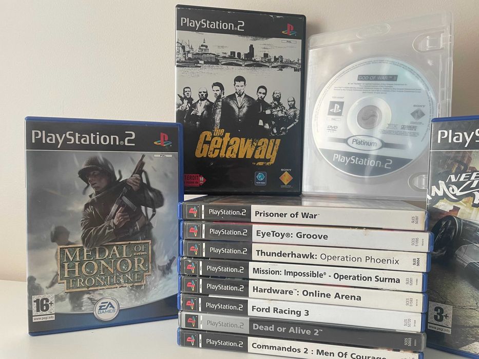 Lote de 12 Jogos PS2 - NFS Most Wanted, God of War II, DOA 2, The Getaway