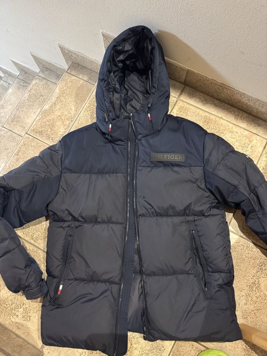 Kurtka zimowa rozmiar S męska Tommy Hilfiger ubrana dwa razy