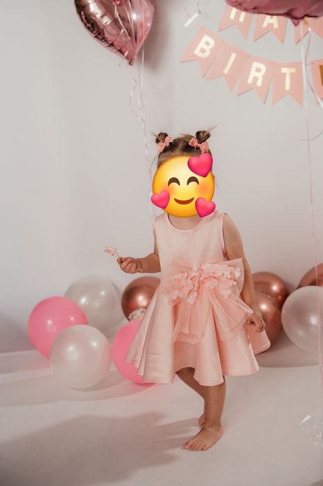 Сукня на дівчинку