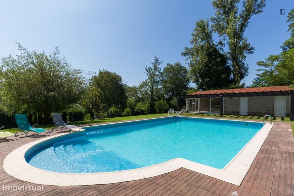 Casa com 4 quartos - localizado em Amarante