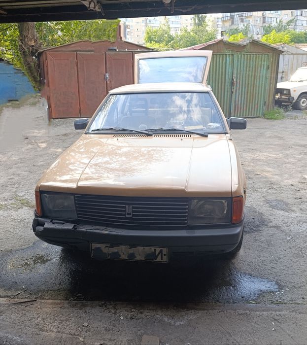 ПРОДАМ москвич 2141