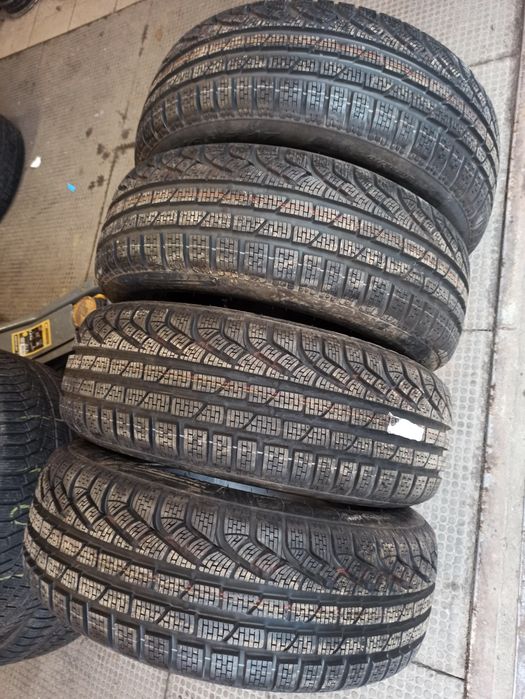Зимняя резина 215/60 R17 Pirelli Sottozero 2