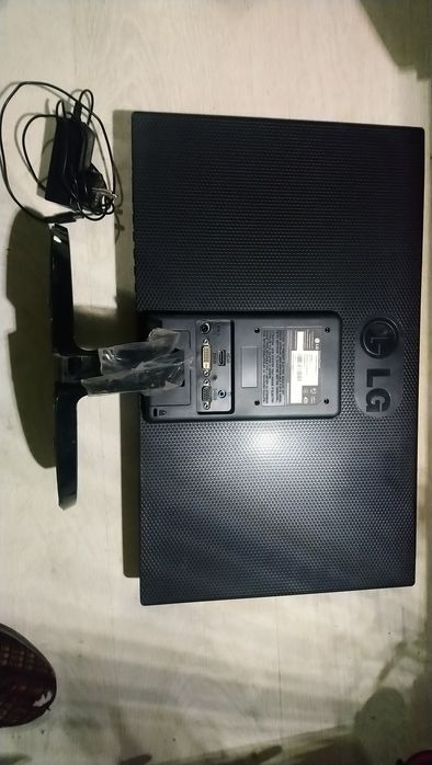 Монітор LG 22ea53vq-p