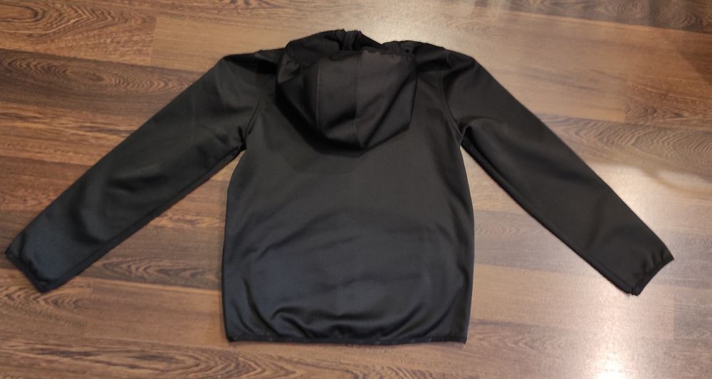 Czarny softshell 4F 152 model HJL22-JSFM001