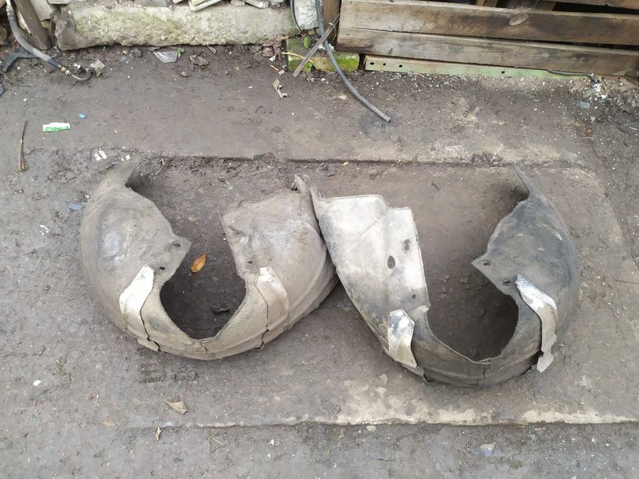 Підкрилок зад Мазда 3 Седан Mazda 3 Bk