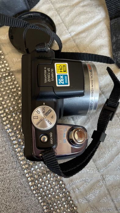 Máquina Fotográfica Olympus SP-720UZ