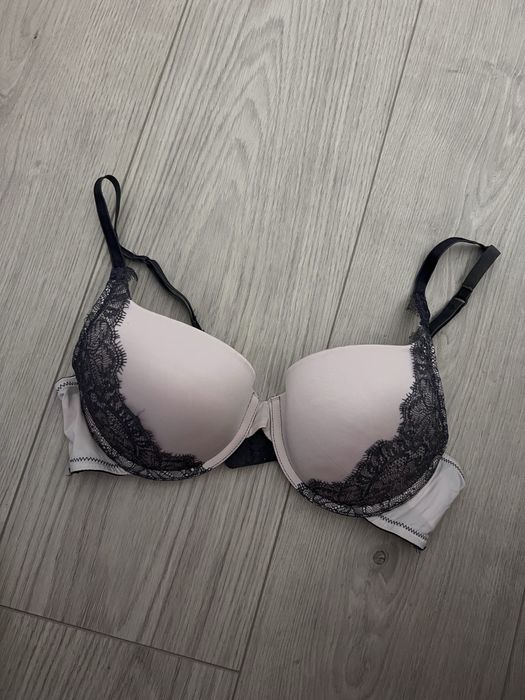 Biustonosz H&M różowo-czarny koronka 75B