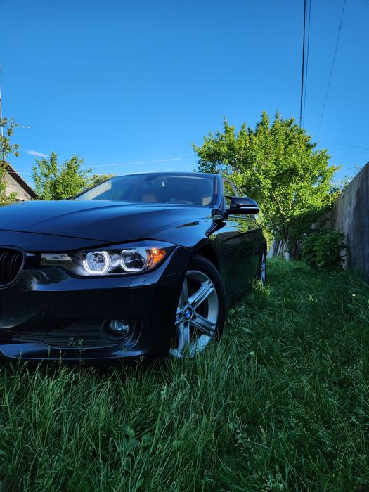 BMW 320i Xdrive 2014 рік