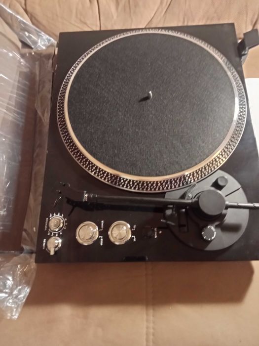 Gira discos 129€ + Amplificador . Oportunidades