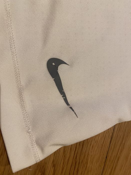 T shirt branca desporto NIKE - tamanho XL