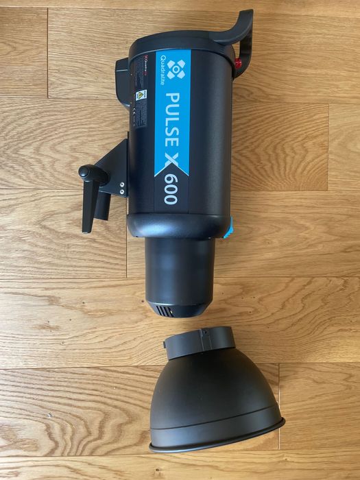 Quadralite pulse x 600 lampa