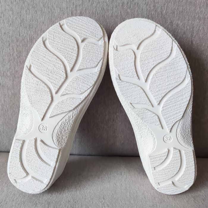 Buty medyczne skórzane