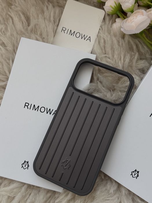 Чехол Rimowa на iphone 17 18 pro max
